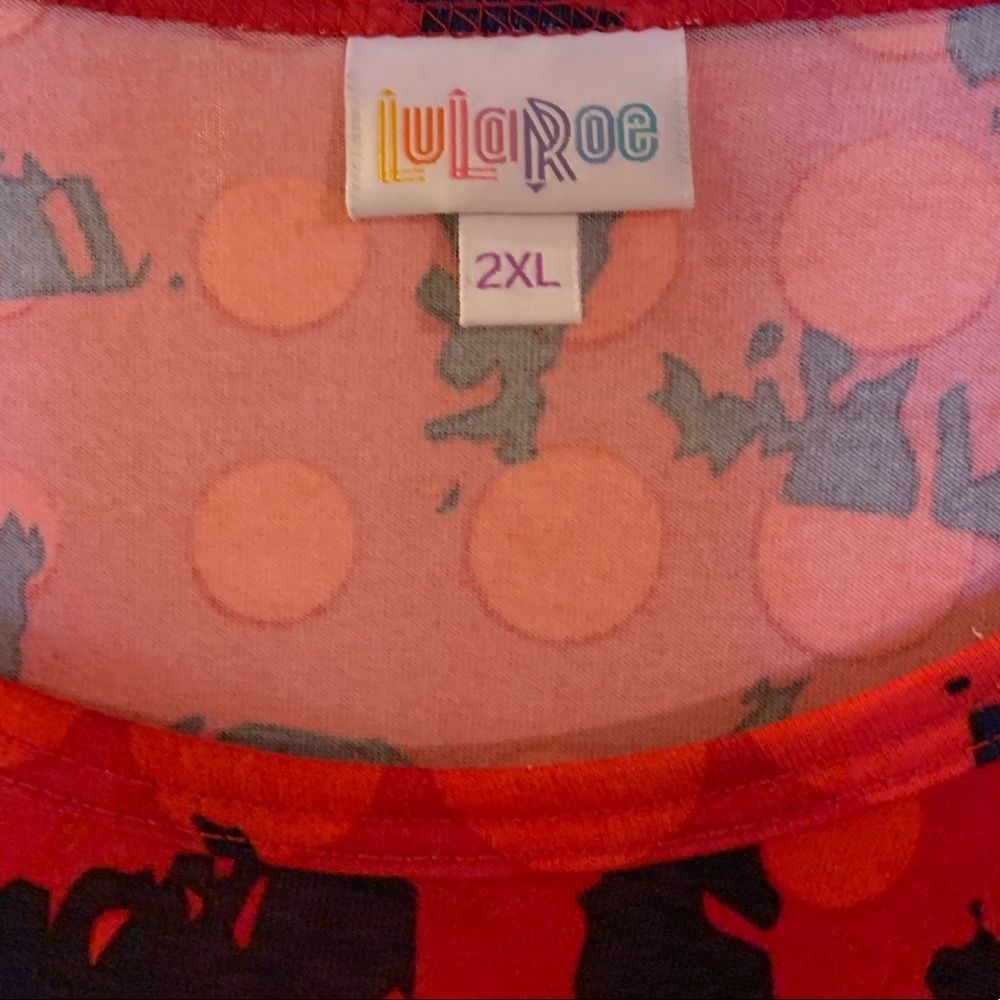 Top - Picture 2 of 2